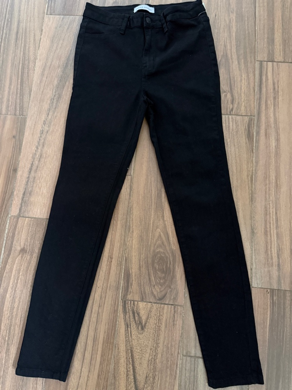 Flying Monkey- Black Ankle Skinny Jeans Waist 14-16”. Rise 10.5”. Inseam 28”